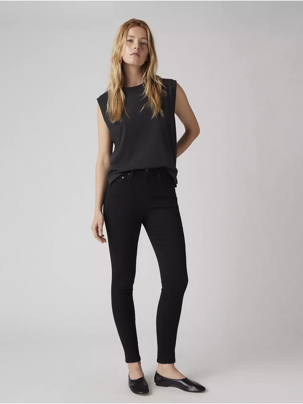 Levi’s Black 721 High Rise Skinny Jeans in Size 28